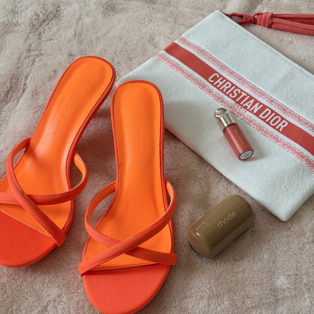 Wild Diva Vibrant Orange Kitten Heels